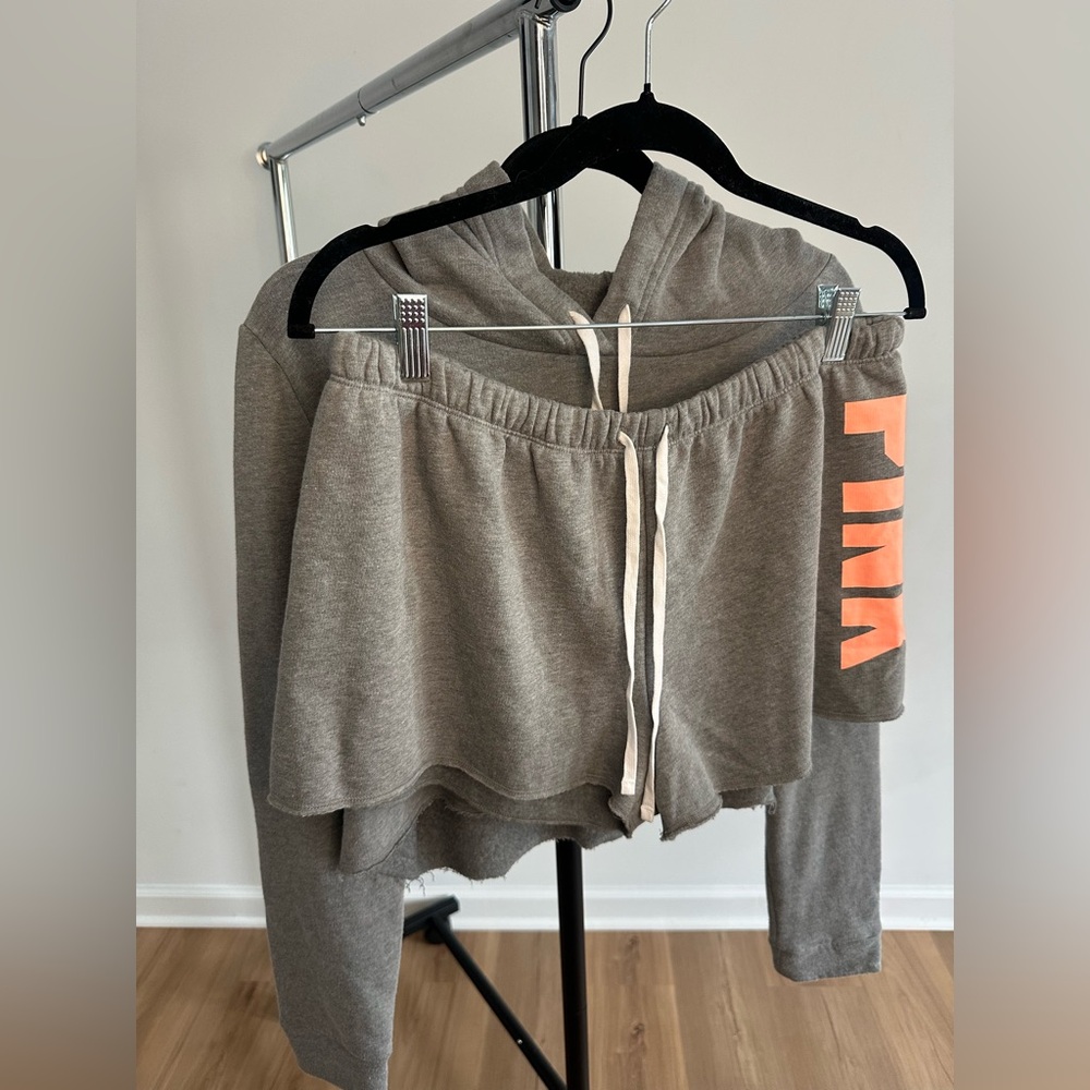 Victorias Secret PINK Gray Hoodie and Shorts Set - Picture 4 of 9
